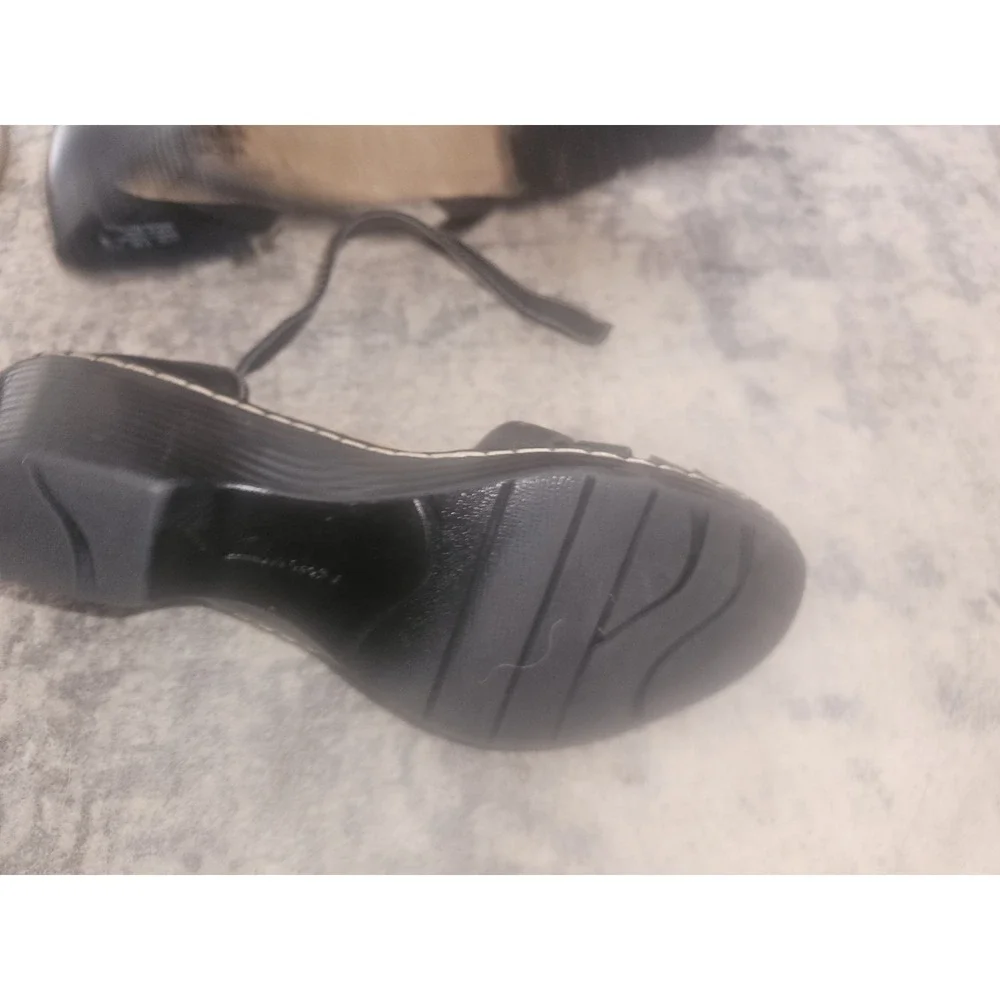 Clarks Bendables Wendy Land Black Leather Closed Toe Wedge Womens 6.5 M  Sandals